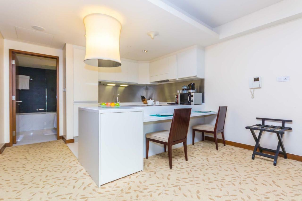 Westminster Dubai Mall Exterior foto A carpet in a kitchen