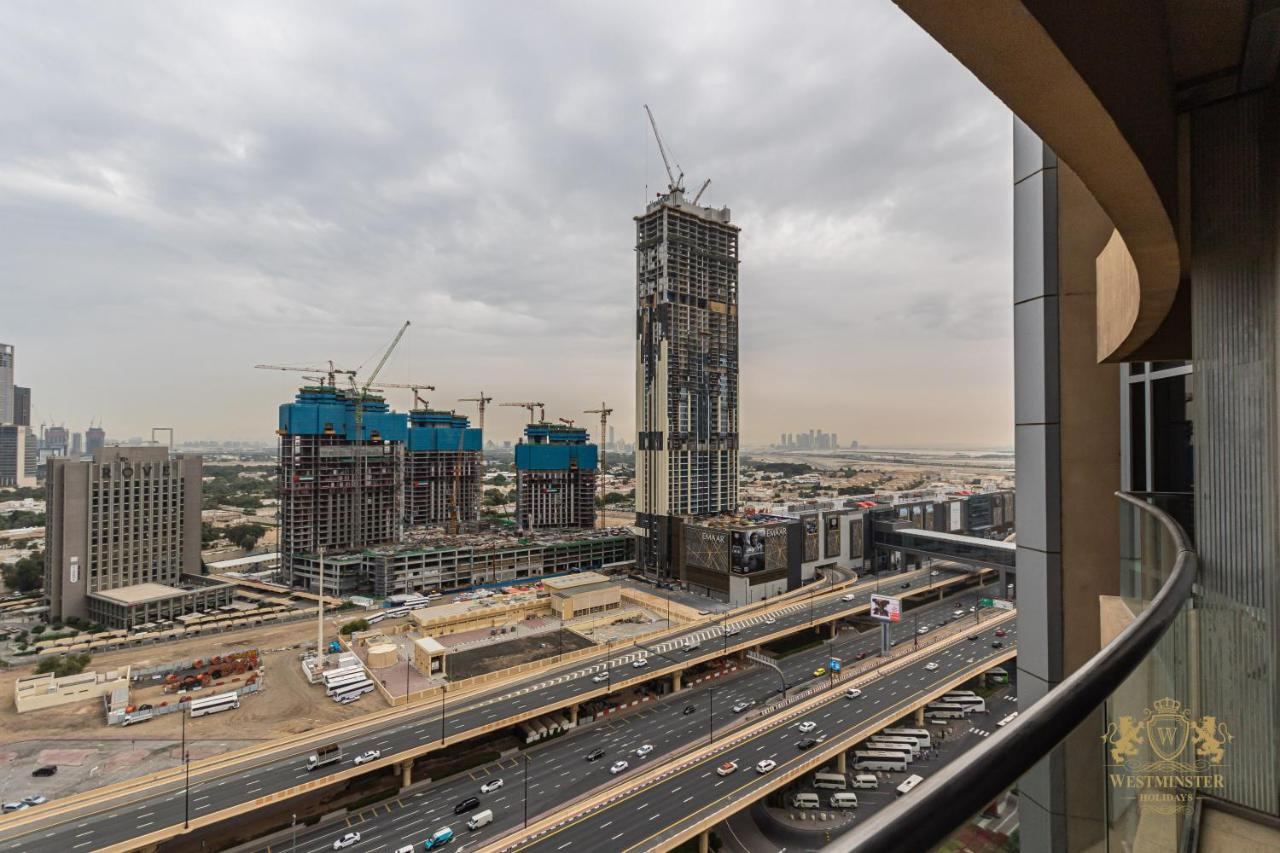 Westminster Dubai Mall Exterior foto View of Al Wasl from the 1001 Nights Hotel